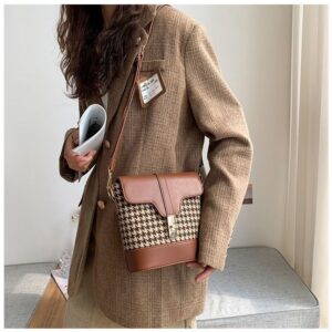 Ladies shoulder bag