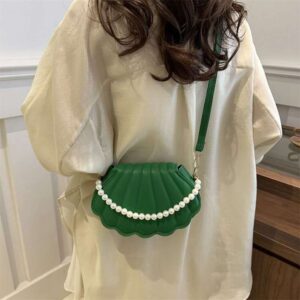 Shell shaped bag